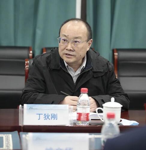 杭州市副市长丁狄刚一行莅临南方泵业调研指导