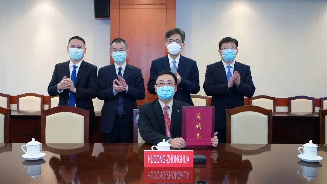 沪东中华造船签订中国海洋石油二期项目6艘17.4万方LNG船建造合同 沪东中华造船签订中国海洋石油二期项目6艘17.4万方LNG船建造合同