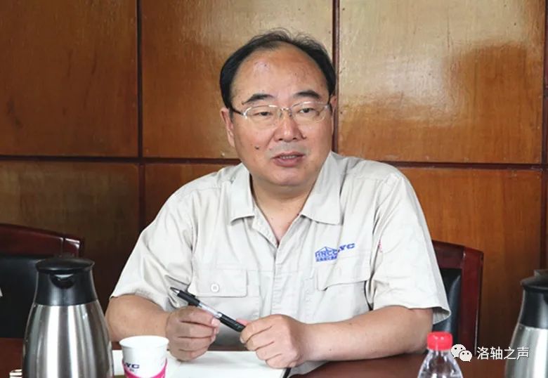 洛陽(yáng)市政協(xié)主席楊炳旭來(lái)洛軸公司調(diào)研