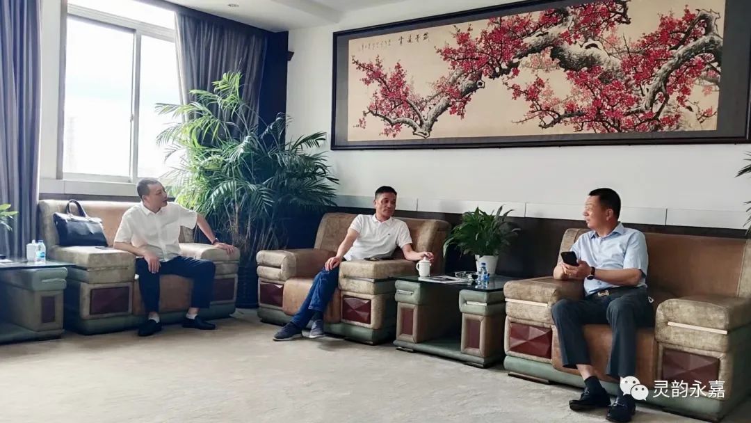 永嘉驻沪招商引智中心走访上海连成泵业