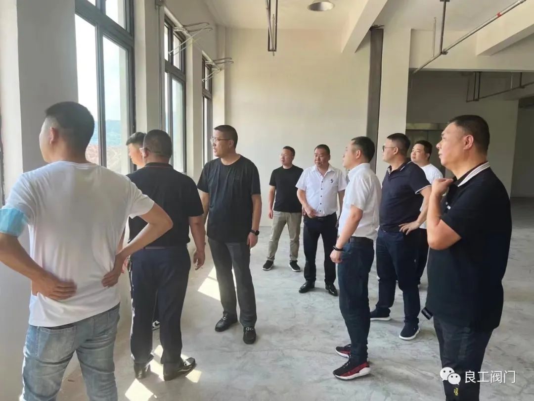 良工閥門集團(tuán)一行應(yīng)邀赴文成縣就總部擬遷址計(jì)劃開展考察調(diào)研工作