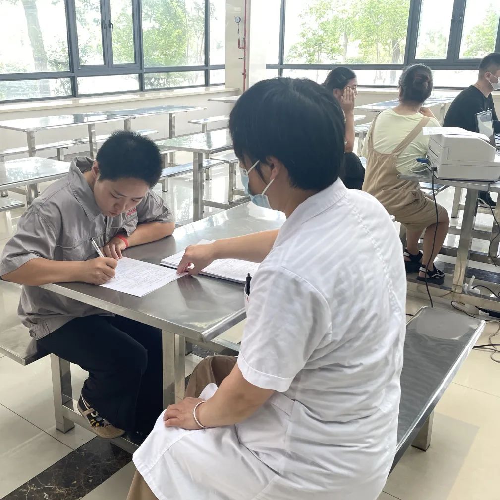 江苏神通阀门公司组织开展无偿献血公益活动 江苏神通阀门公司组织开展无偿献血公益活动