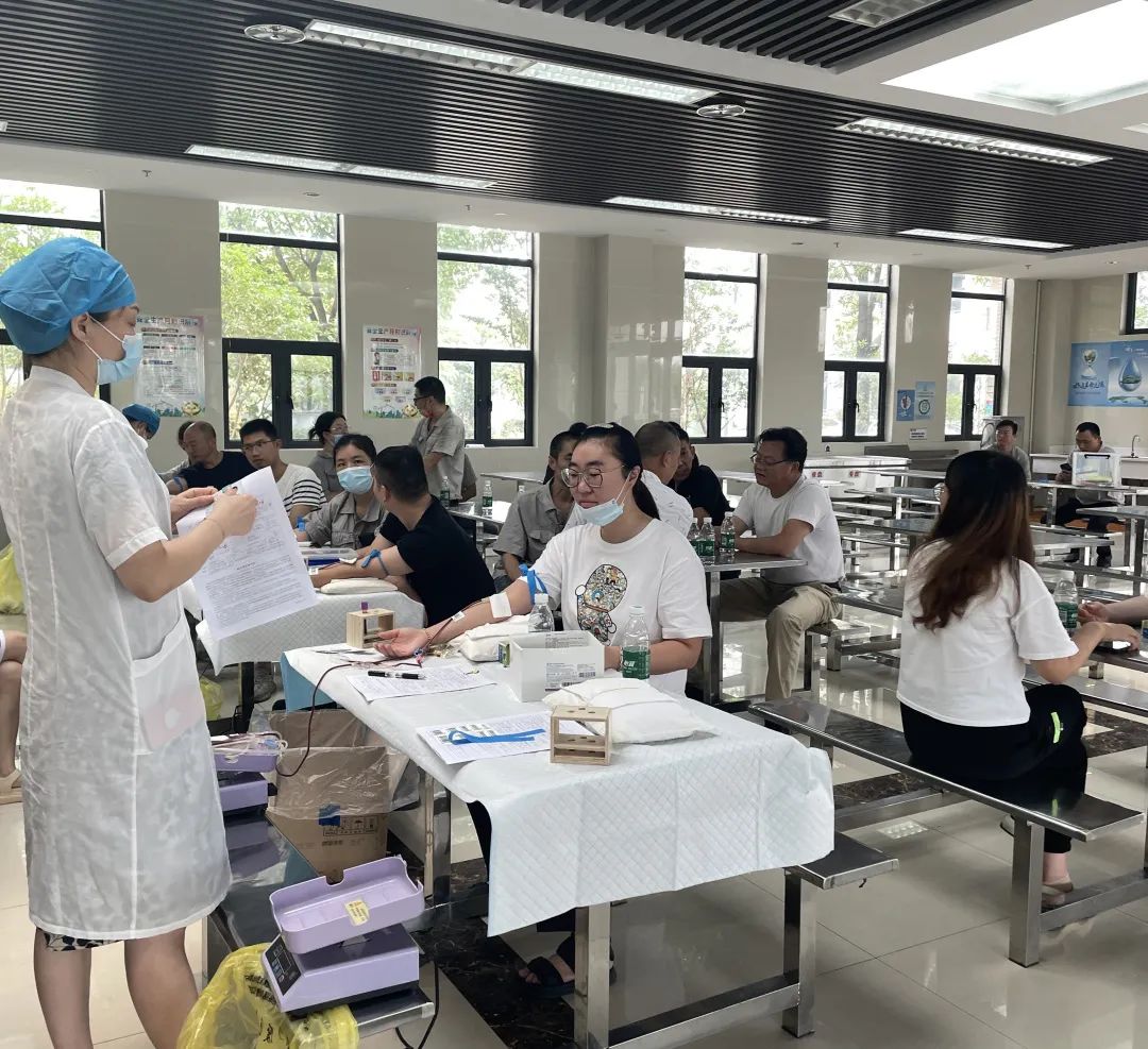 江苏神通阀门公司组织开展无偿献血公益活动 江苏神通阀门公司组织开展无偿献血公益活动