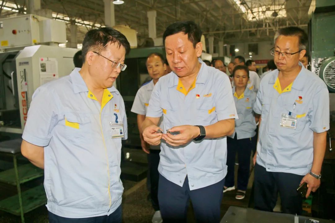 宝鸡机床集团关中工具公司召开产品推介会 宝鸡机床集团关中工具公司召开产品推介会