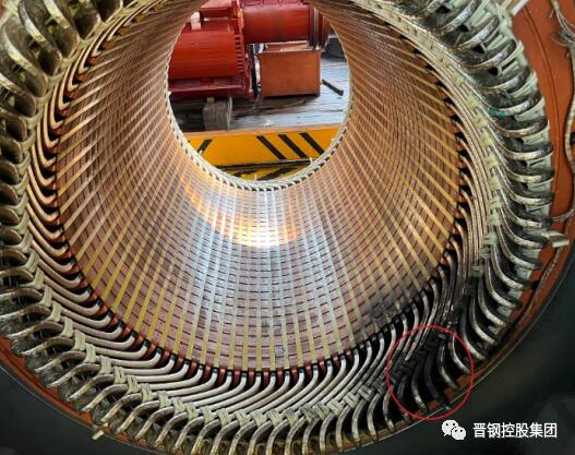 ▲ 4700kw主电机拆解排查故障 ▲ 4700kw主电机拆解排查故障