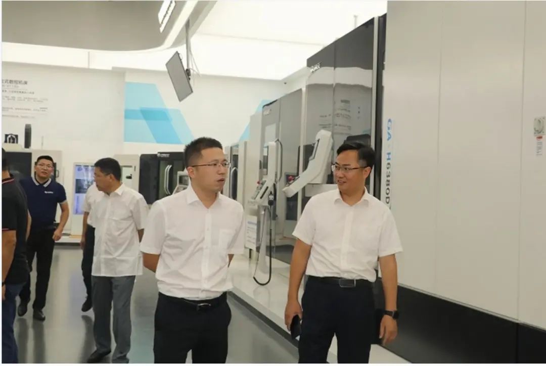南方泵业赴格力电器总部交流访问 南方泵业赴格力电器总部交流访问
