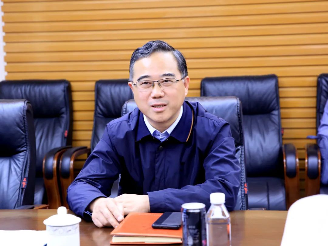 嘉定区委常委、组织部部长姚卫华莅临上海沪工阀门厂开展走访调研工作 嘉定区委常委、组织部部长姚卫华莅临上海沪工阀门厂开展走访调研工作