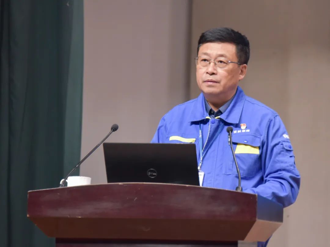 沈鼓集团召开干部大会,向全年目标冲刺 沈鼓集团召开干部大会,向全年目标冲刺