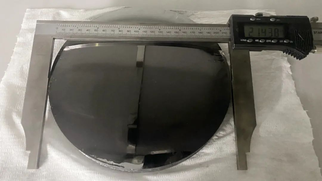 晶盛機(jī)電成功研發(fā)出8英寸N型SiC晶體