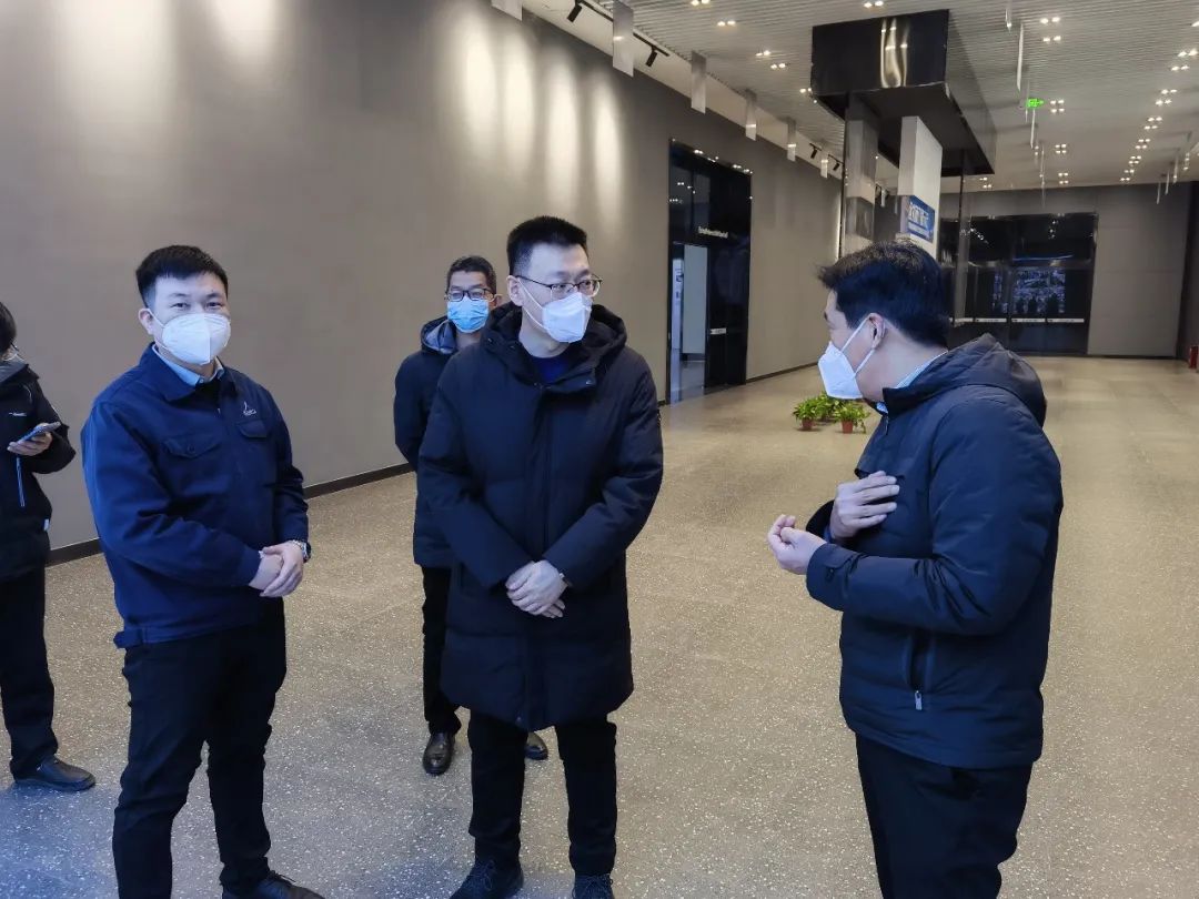 参观远大阀门展厅 参观远大阀门展厅
