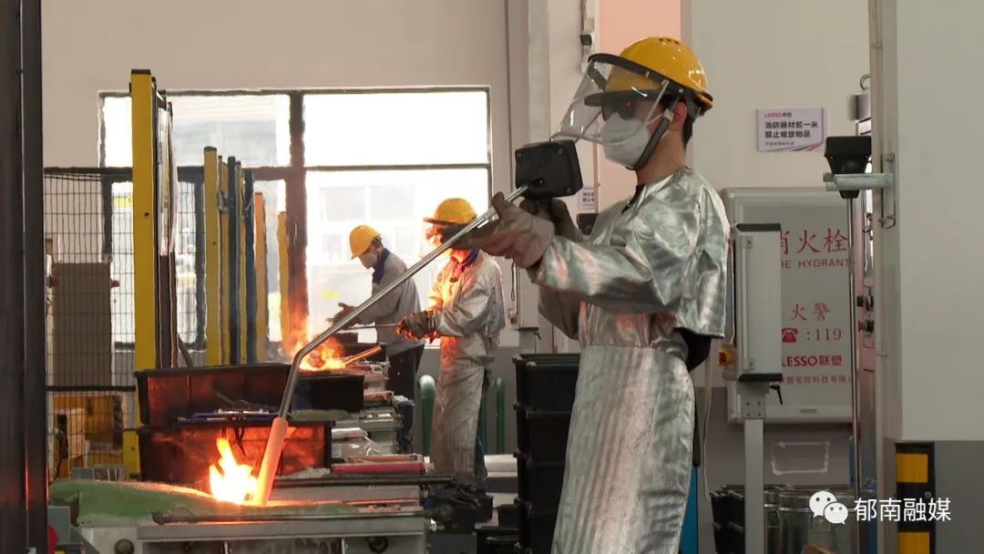 联塑阀门2023年总销售目标约为2.5亿元，计划同比增长60%
