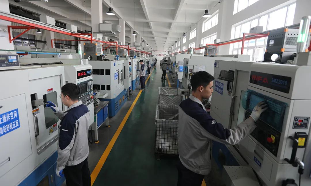 瓦轴集团10余种规格新能源汽车轴承批量投产 瓦轴集团10余种规格新能源汽车轴承批量投产