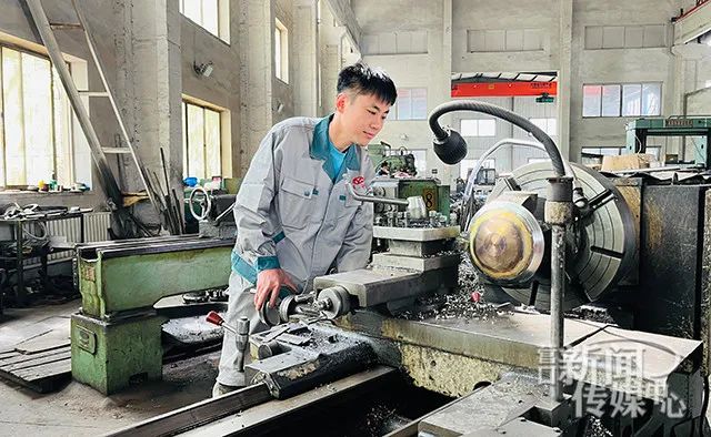“技术控”升级小阀口 企业年省10万元 “技术控”升级小阀口 企业年省10万元