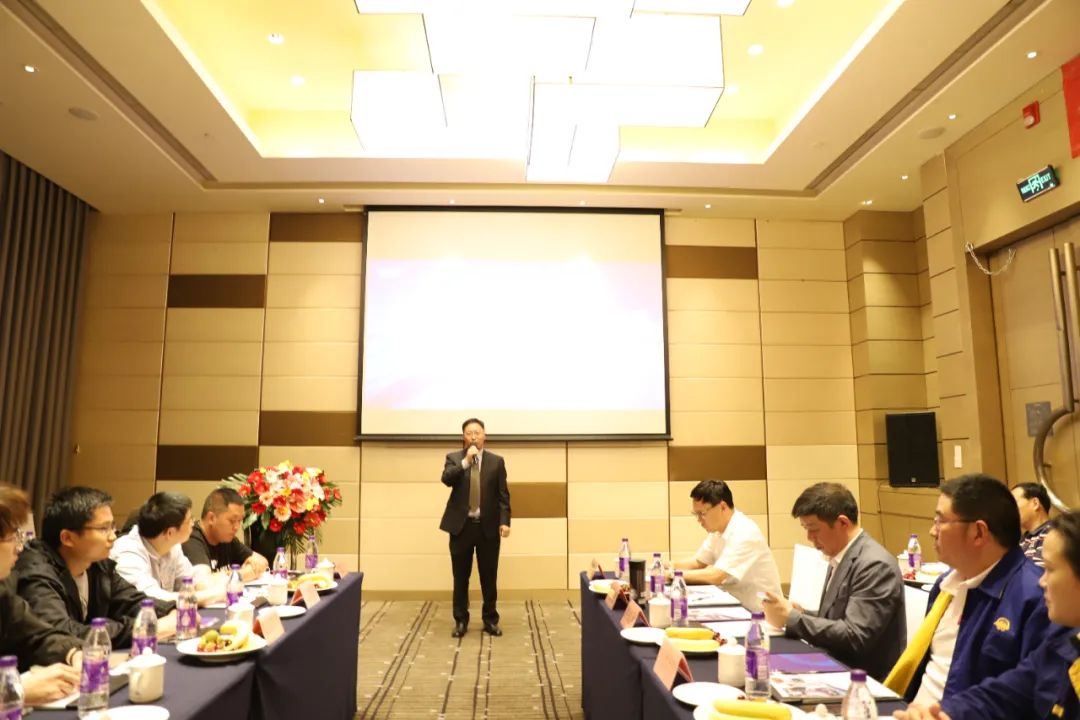 重庆机床集团召开江苏地区客户恳谈会 重庆机床集团召开江苏地区客户恳谈会