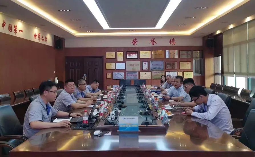俄罗斯炼厂客户到重庆水泵公司考察交流 俄罗斯炼厂客户到重庆水泵公司考察交流