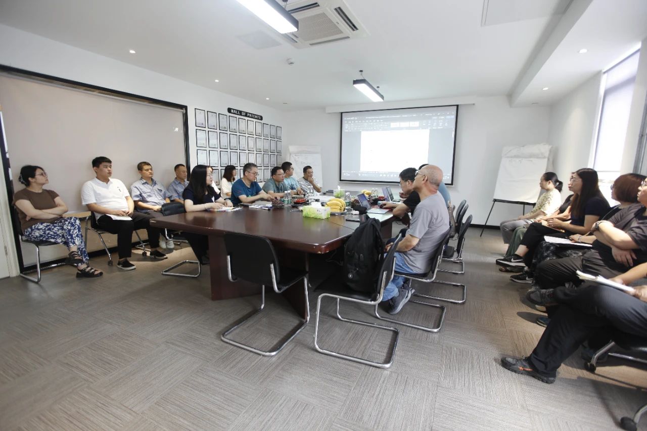 图2:认证审核会议 图2:认证审核会议