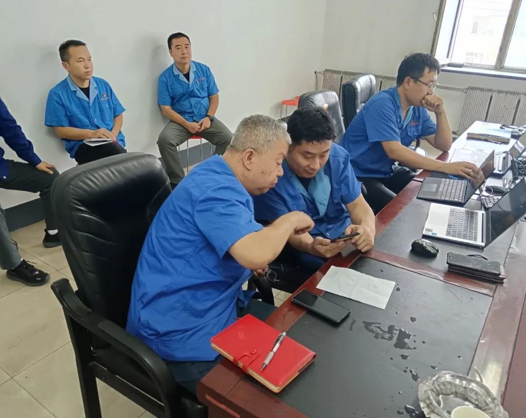 齐二机床公司成立技术专项组,高效解决安装问题 齐二机床公司成立技术专项组,高效解决安装问题