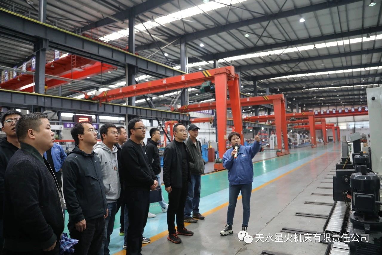 甘肃省质量协会企业标准化管理体系到星火机床公司参观 甘肃省质量协会企业标准化管理体系到星火机床公司参观
