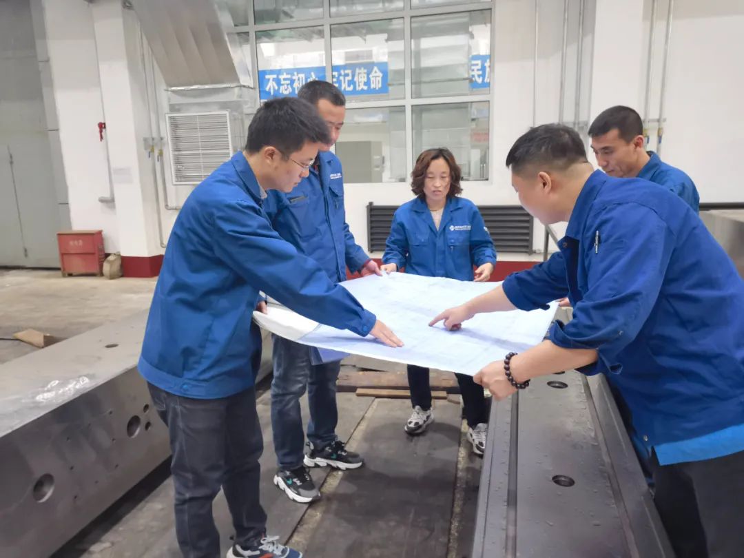 齐二机床:技术+班组双点联动 助力班组建设迈上新高度 齐二机床:技术+班组双点联动 助力班组建设迈上新高度
