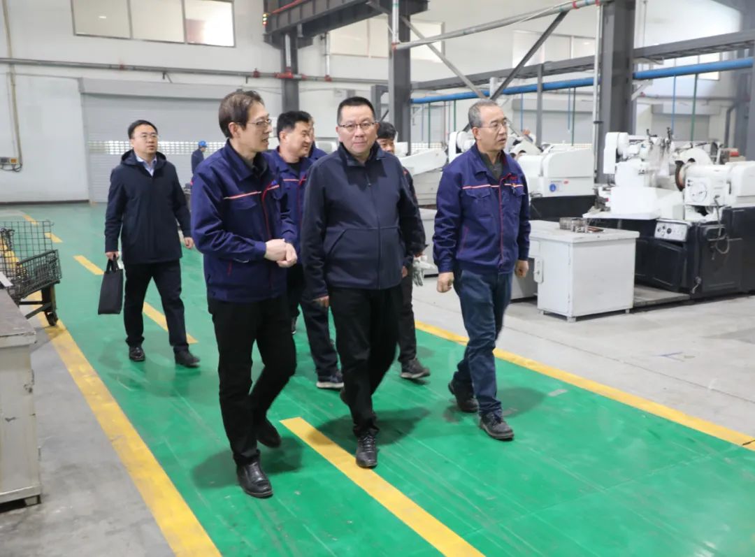 西北轴承有限公司公司领导到宝塔实业调研指导工作 西北轴承有限公司公司领导到宝塔实业调研指导工作