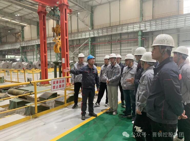 ▲参观学习 ▲参观学习