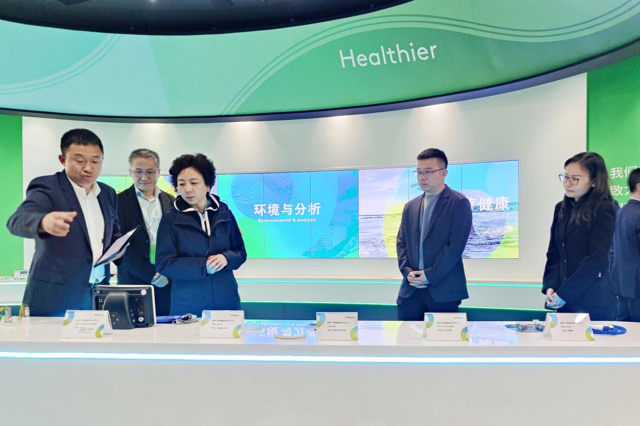 河北省保定市领导一行莅临兰格公司调研考察 河北省保定市领导一行莅临兰格公司调研考察