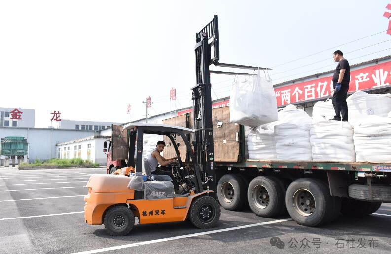 重庆晶工阀门正抓紧生产12万套订单产品 重庆晶工阀门正抓紧生产12万套订单产品