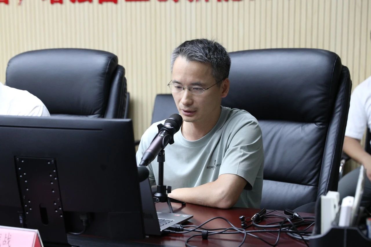 上海阿波罗机械“标准化华龙一号(RCV)上充泵”产品顺利通过鉴定 上海阿波罗机械“标准化华龙一号(RCV)上充泵”产品顺利通过鉴定