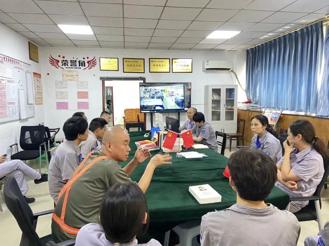 重庆水泵HSE办组织召开重装车间吊装作业协调会 重庆水泵HSE办组织召开重装车间吊装作业协调会