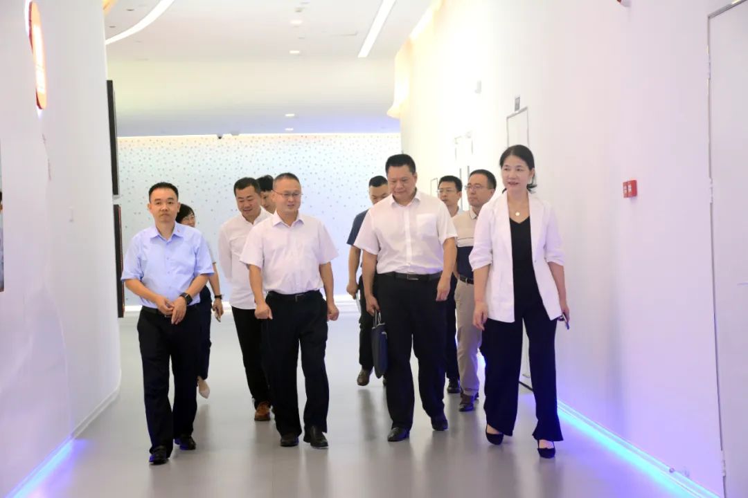 黄埔区委常委、区委统战部部长肖春辉带队到昊志机电禾丰智能制造产业园调研 黄埔区委常委、区委统战部部长肖春辉带队到昊志机电禾丰智能制造产业园调研