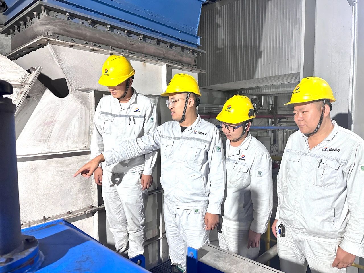榆能化学动力中心组织开展班组内部设备培训 榆能化学动力中心组织开展班组内部设备培训