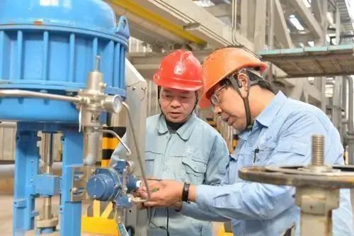 预防变成预知!扬子石化204台阀门装上了智能定位器 预防变成预知!扬子石化204台阀门装上了智能定位器