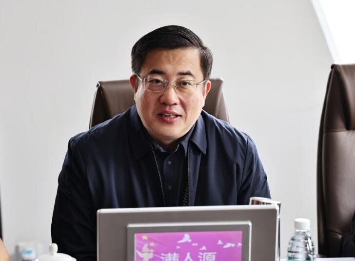 满人源带队到艾坦姆流体公司调研指导工作 满人源带队到艾坦姆流体公司调研指导工作