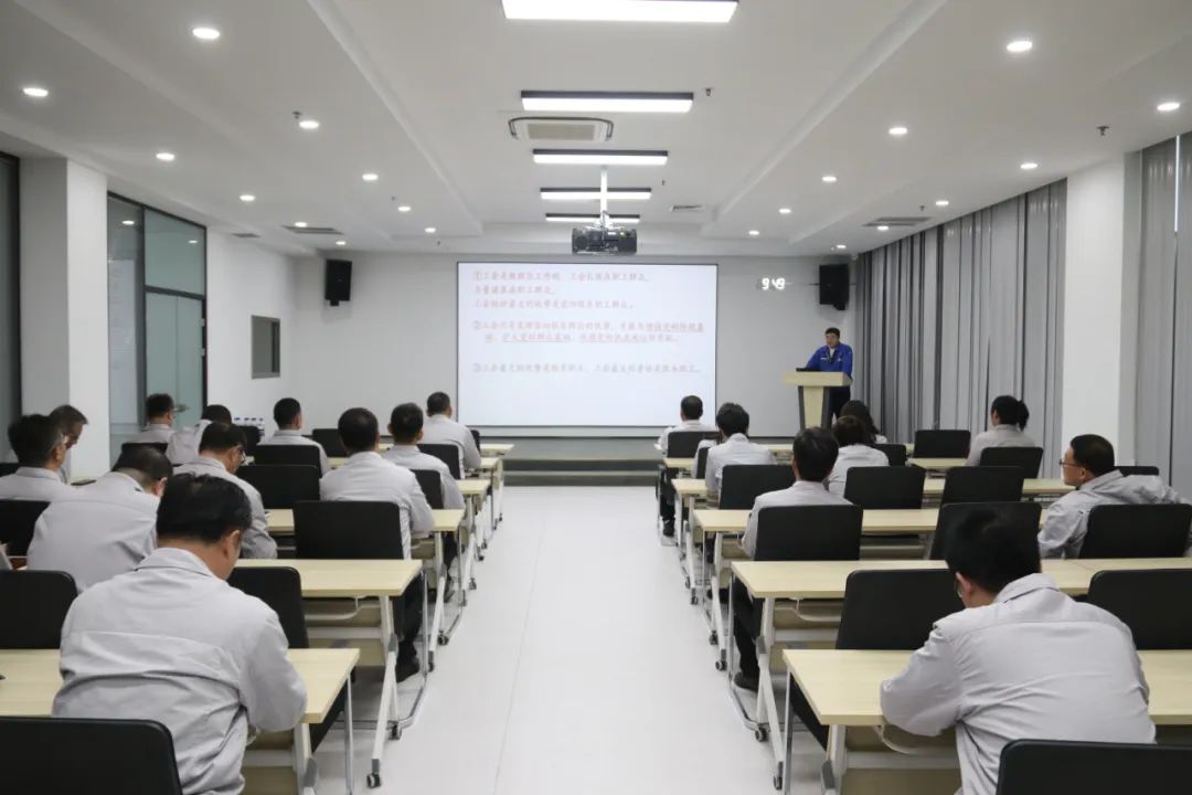 本鋼集團工會干部到沈鼓集團學習交流
