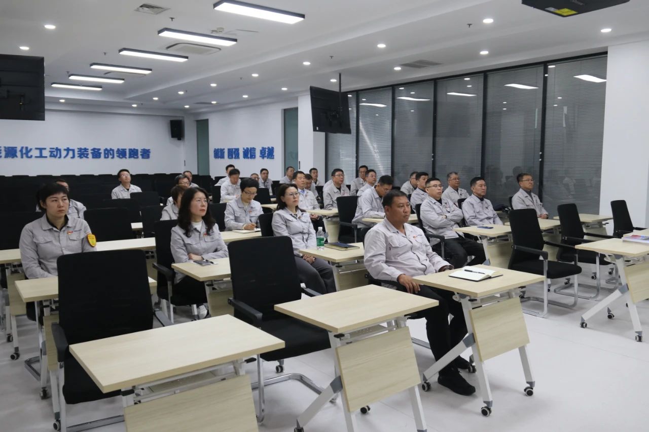 本鋼集團工會干部到沈鼓集團學習交流