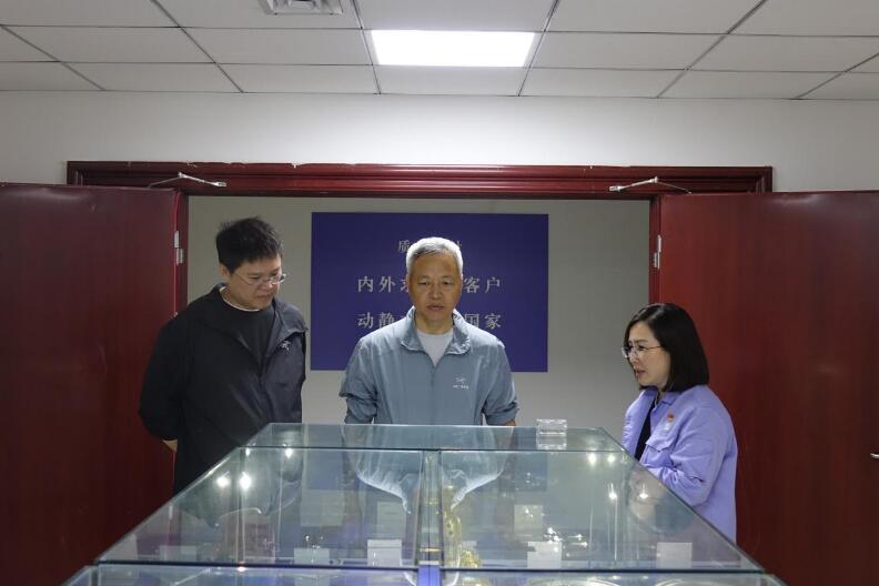 江苏省无锡市梁溪区领导莅临洛阳轴承研究所公司考察调研 江苏省无锡市梁溪区领导莅临洛阳轴承研究所公司考察调研