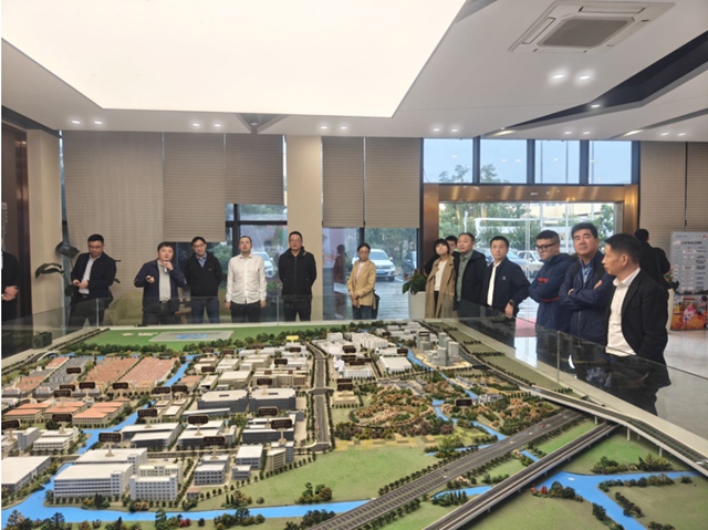 镇海区九龙湖镇紧固件协会到嘉兴考察学习 镇海区九龙湖镇紧固件协会到嘉兴考察学习