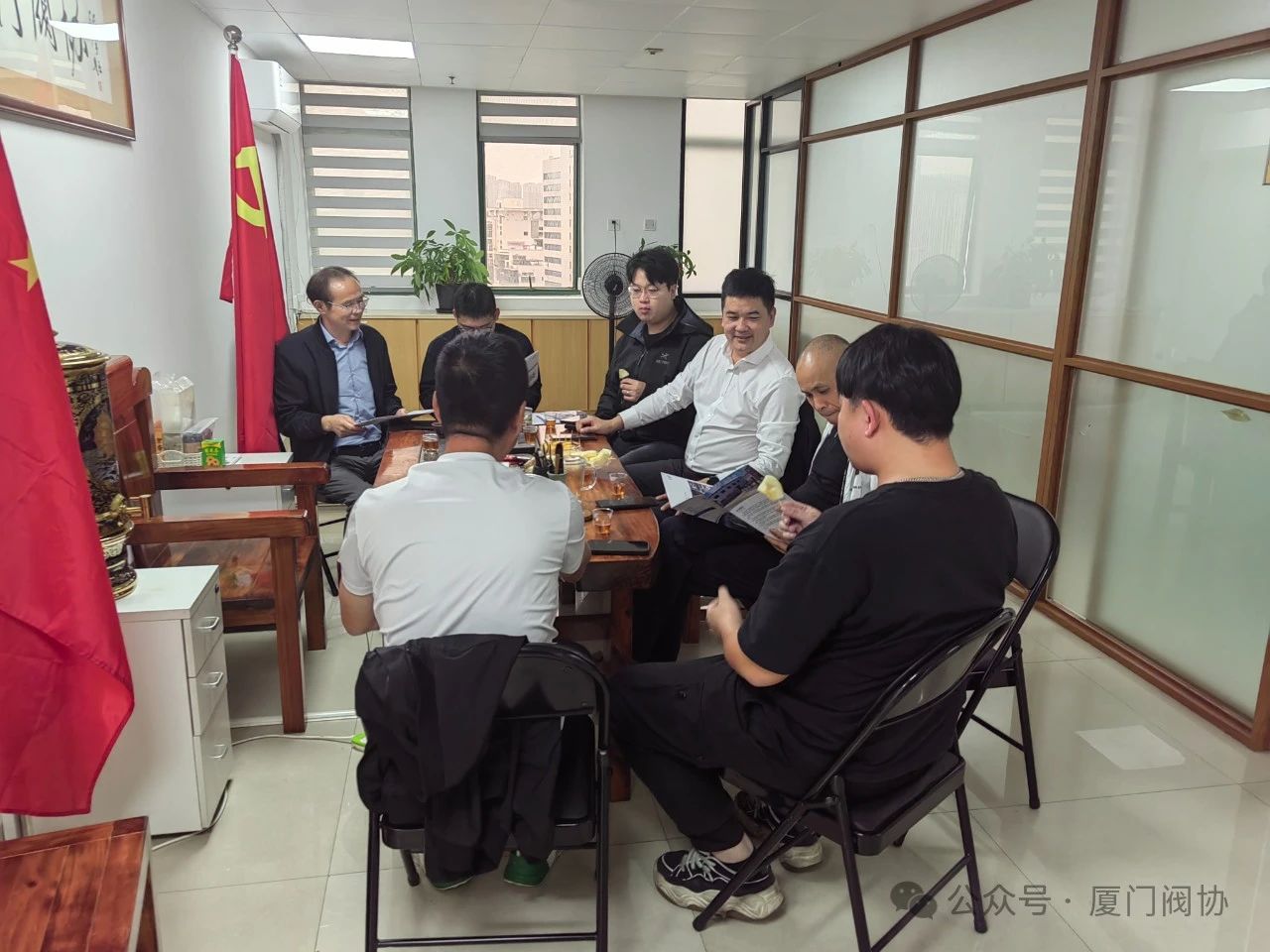 科科集团有限公司董事长胡总等一行人到 厦门阀协交流互动 科科集团有限公司董事长胡总等一行人到 厦门阀协交流互动