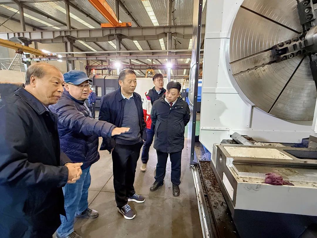 广州数控设备董事长何敏佳带队莅临沂水机床参观交流 广州数控设备董事长何敏佳带队莅临沂水机床参观交流