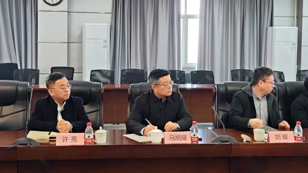 法士特集團(tuán)馬旭耀董事長(zhǎng)率隊(duì)訪問武漢華中數(shù)控公司