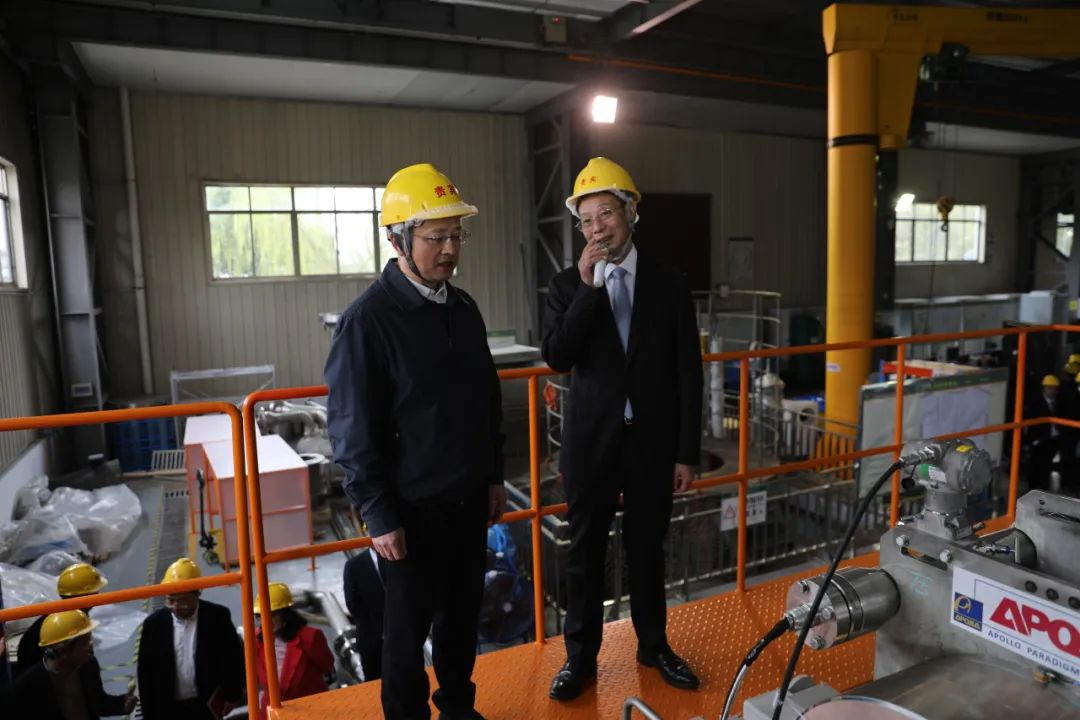 区委袁泉书记走访调研上海阿波罗机械公司 区委袁泉书记走访调研上海阿波罗机械公司