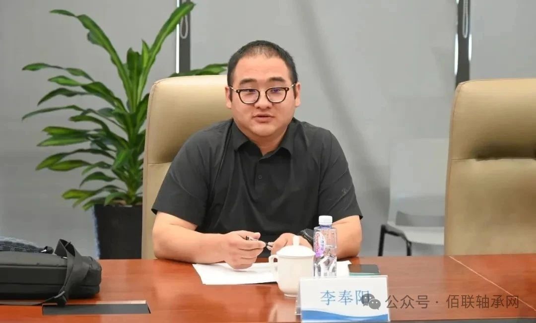 瓦房店冶金轴承集团副董事长、执行董事李奉阳一行莅临澳森特钢参观交流 瓦房店冶金轴承集团副董事长、执行董事李奉阳一行莅临澳森特钢参观交流