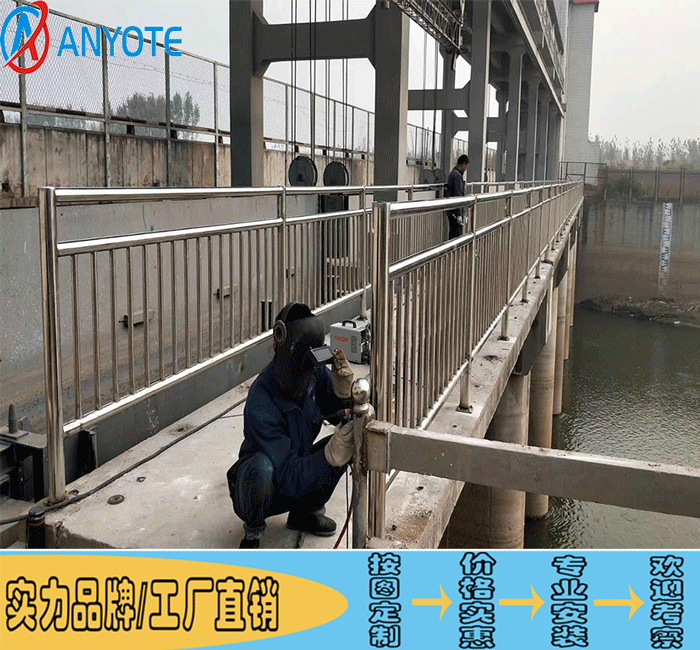 景区拉丝不锈钢护栏 湛江桥梁景观护栏定制 灯光扶手